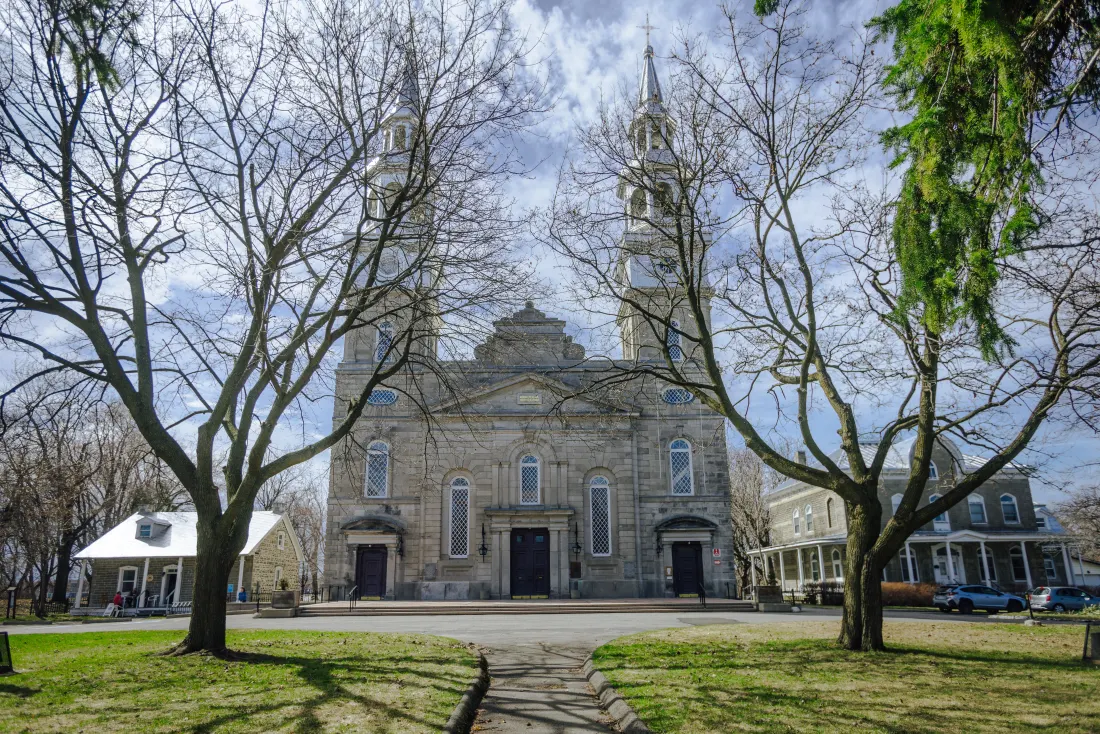 Église patrimoniale de la Visitation au Sault-au-Récollet, Ahuntsic, Montréal